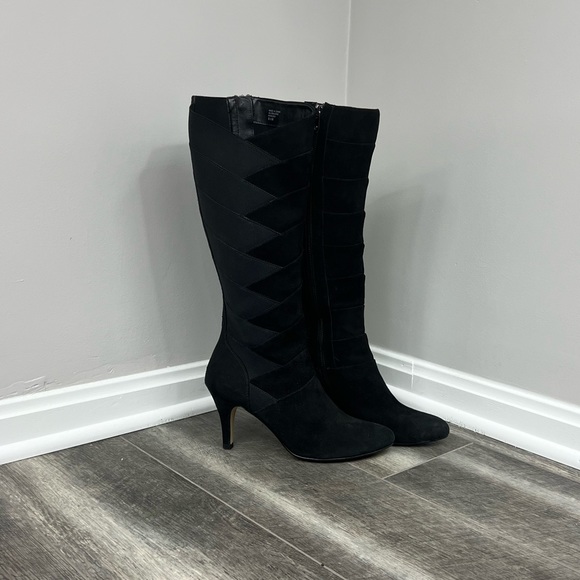 Adrienne Vittadini Shoes - Adrienne Vittandini Black Boots